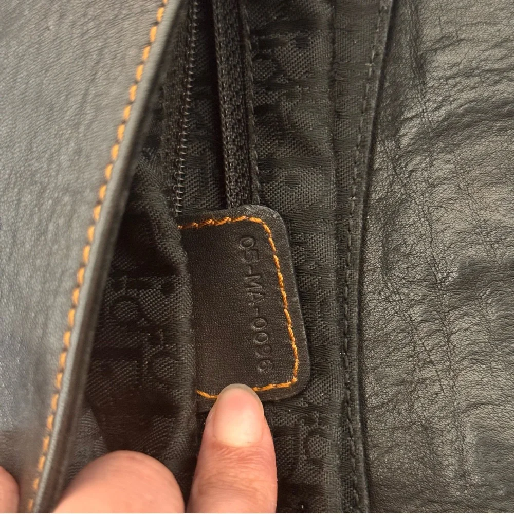 Dior Gaucho Bag in Black Leather - Picture 5 of 9